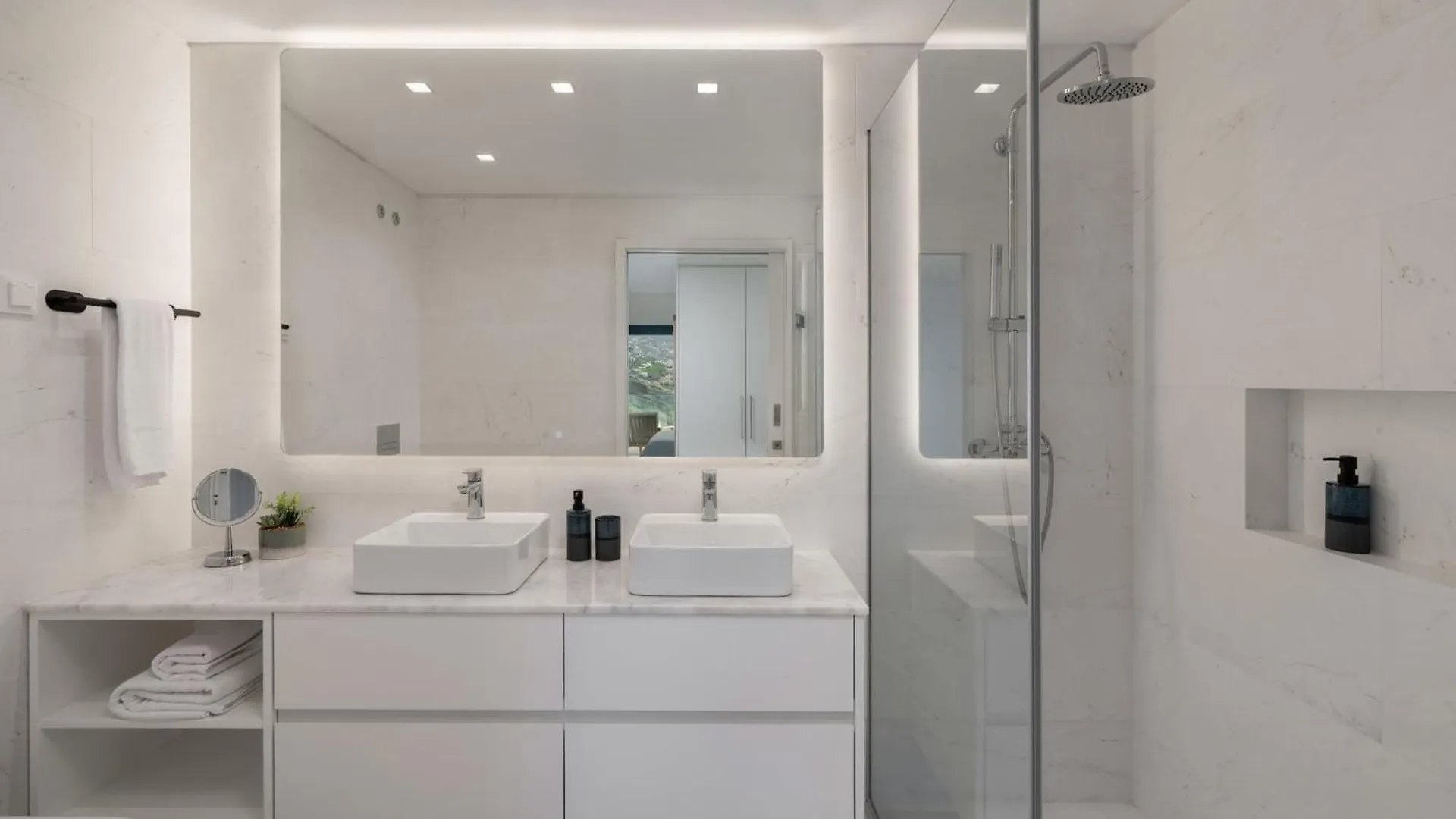 With Pool And Sea View - Acqua Residence III Funchal  Appartamento
