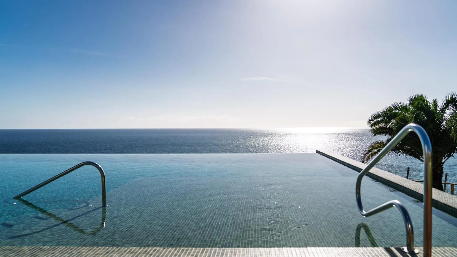With Pool And Sea View - Acqua Residence III Funchal  Portogallo
